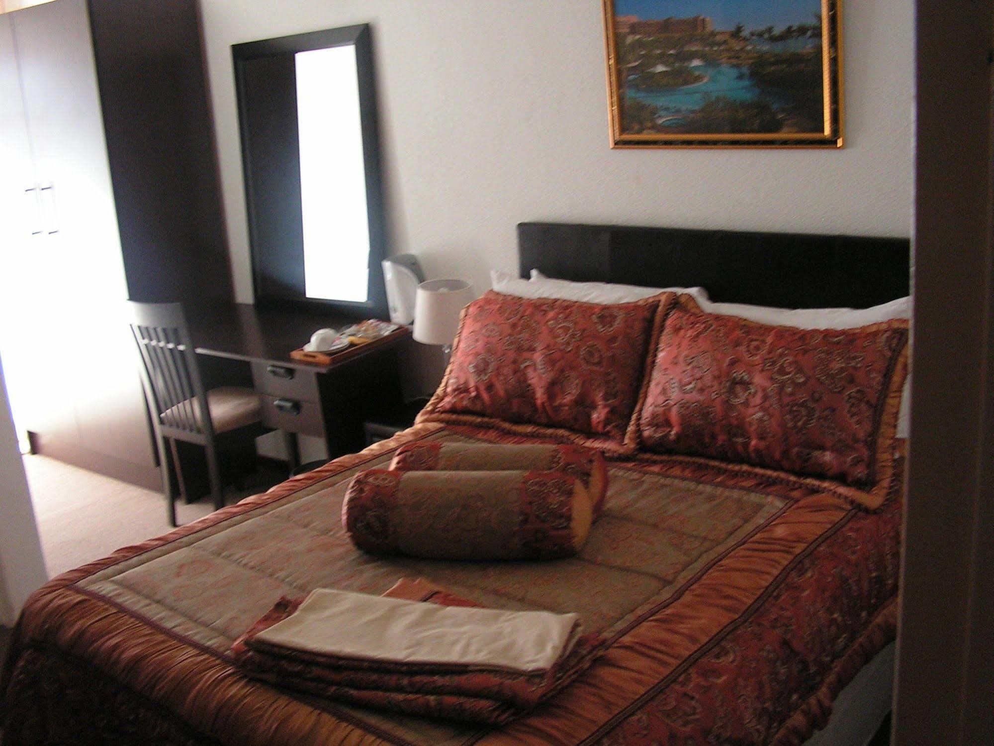 Moshitametsi Guesthouse Kempton Park Exterior photo